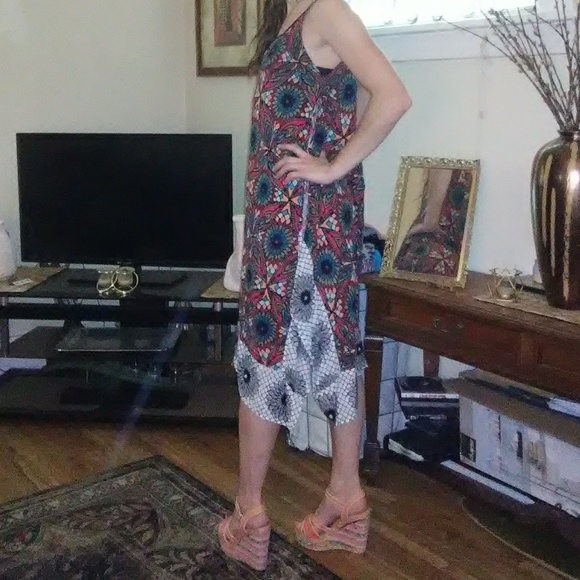 Dress - Picture 2 of 5